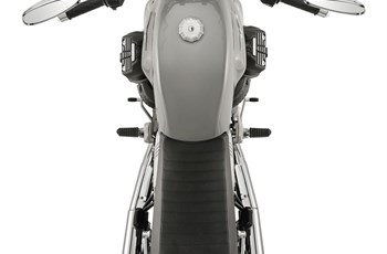 Moto Guzzi V7 III Milano 2020 - Bild 3