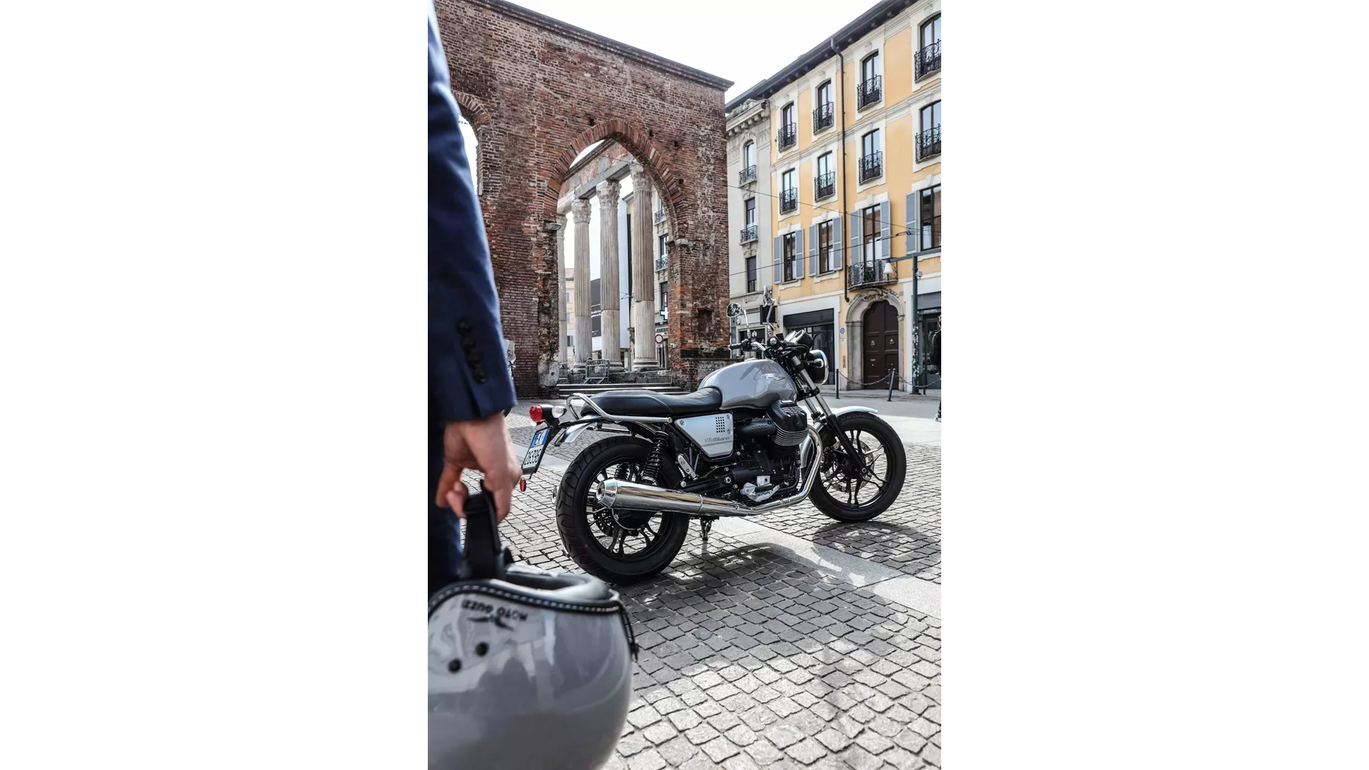 Moto Guzzi V7 III Milano - Kép 23