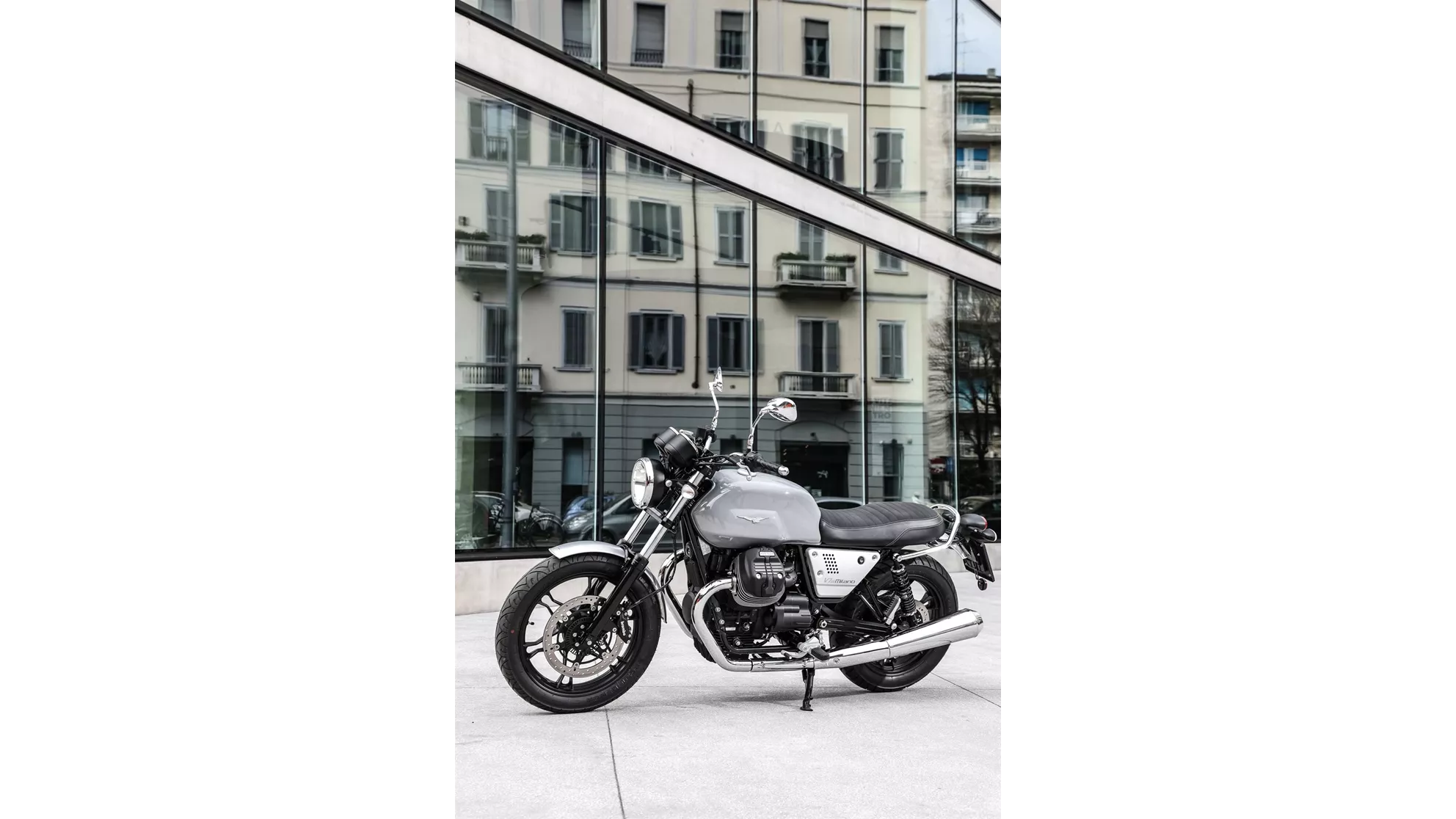 Moto Guzzi V7 III Milano - Image 24 Moto Guzzi V7 III Milano - Image 24