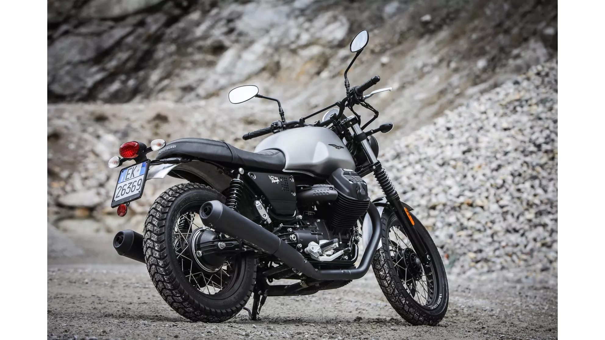 Moto Guzzi V7 III Rough - Image 12 Moto Guzzi V7 III Rough - Image 12