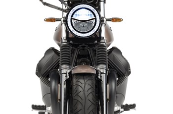 Moto Guzzi V7 III Stone Night Pack 2020 - Bild 13