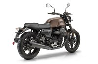 Moto Guzzi V7 III Stone Night Pack 2020 - Bild 27