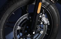 Moto Guzzi V7 III Stone Night Pack 2020 - Bild 29