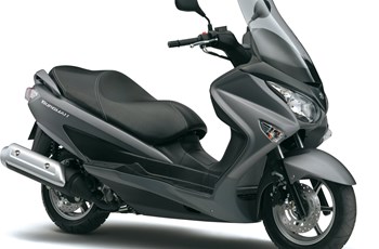 Suzuki Burgman 125 2020 - Bild 2 Suzuki Burgman 125 2020 - Bild 2