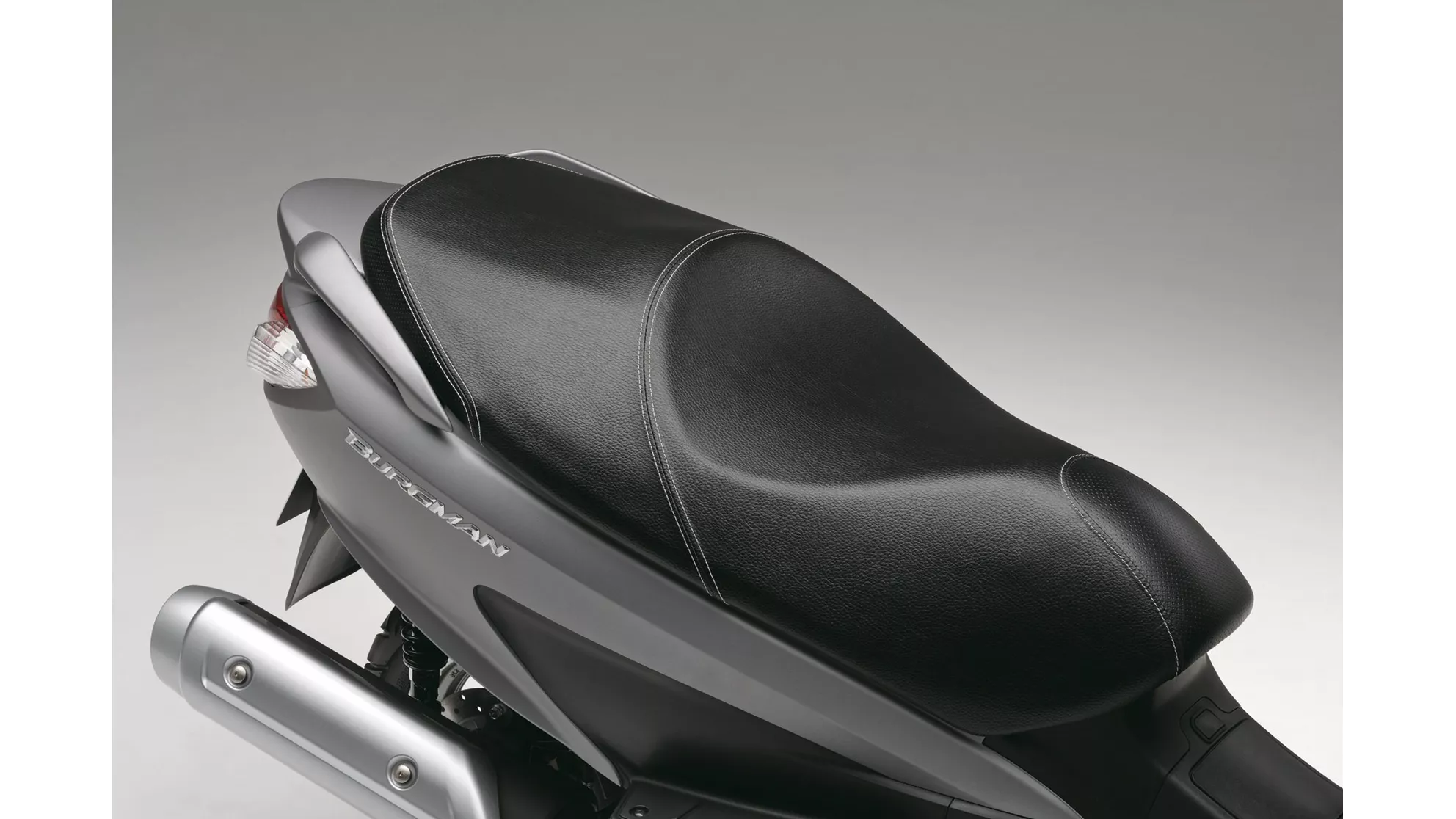 Suzuki Burgman 125 - Image 12 Suzuki Burgman 125 - Image 12