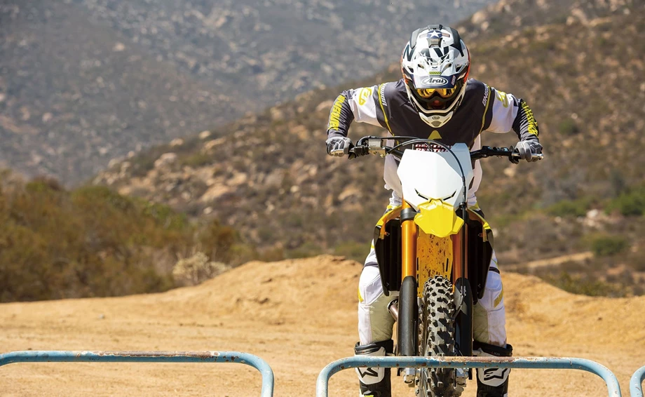 Suzuki RM-Z250 Bild 9: Suzuki RM-Z250