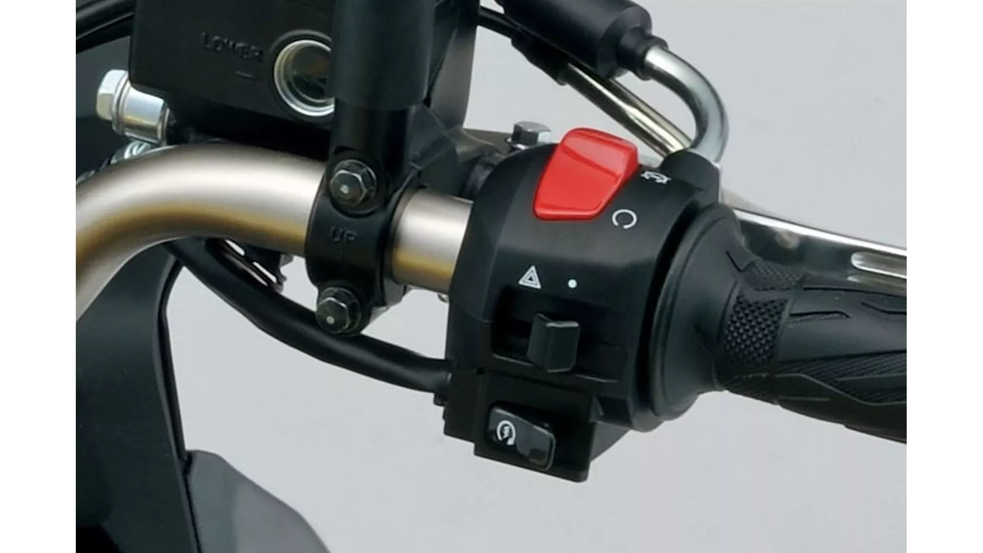 Suzuki V-Strom 650 - Image 14 Suzuki V-Strom 650 - Image 14