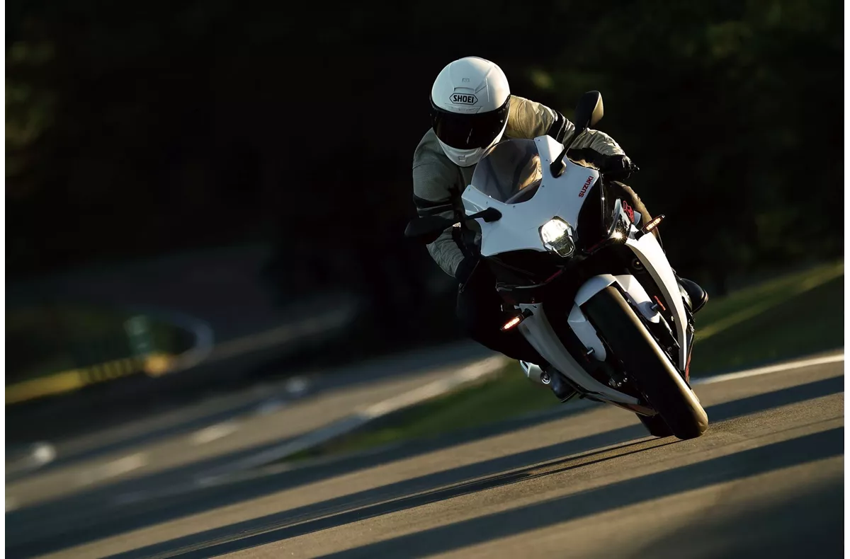 Suzuki GSX-R 1000 Suzuki GSX-R 1000