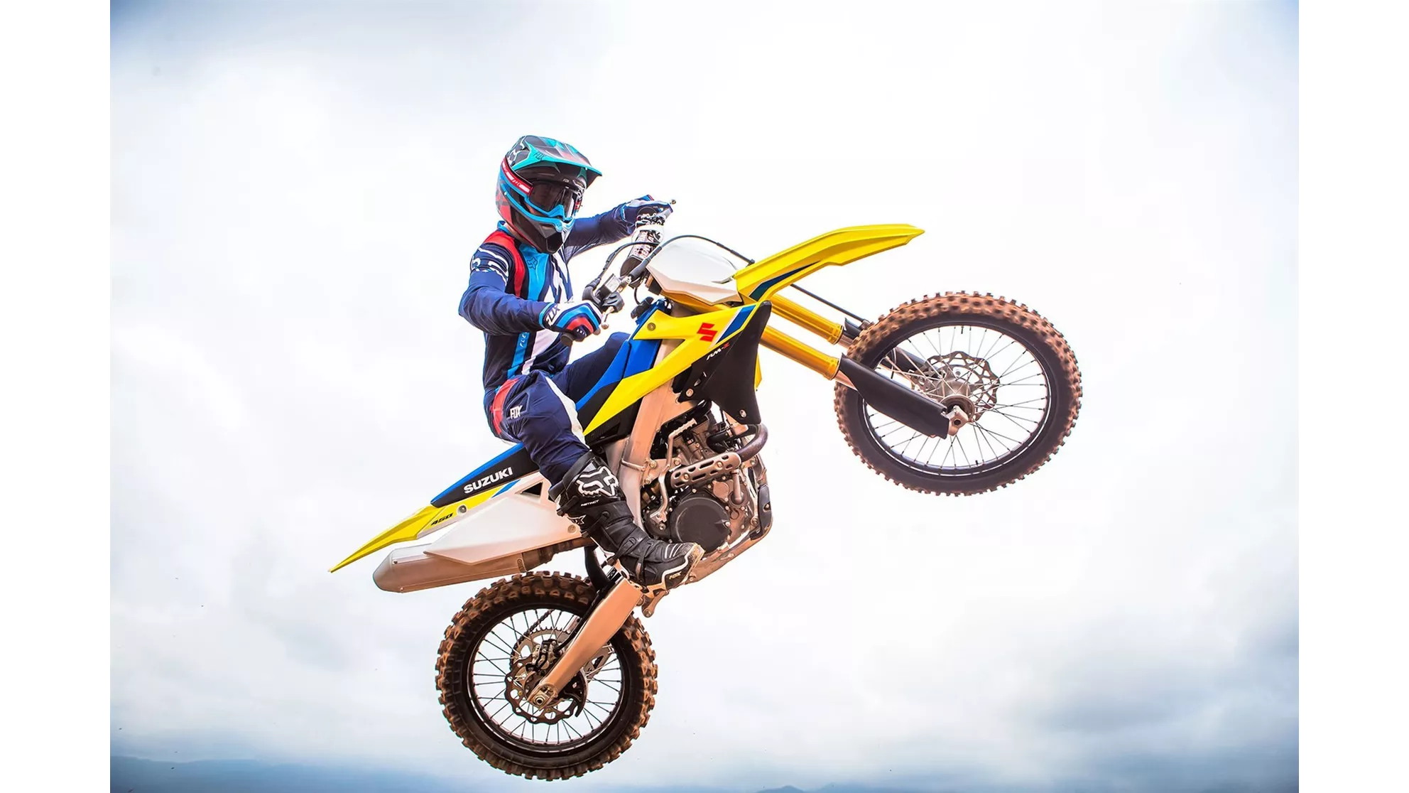 Suzuki RM-Z450 - Image 3 Suzuki RM-Z450 - Image 3