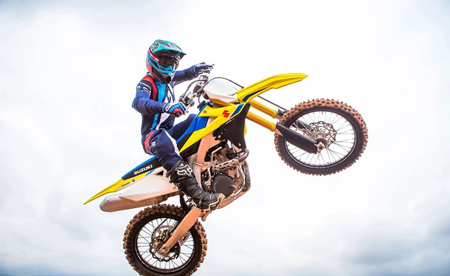 Suzuki RM-Z450 Bild 4: Suzuki RM-Z450