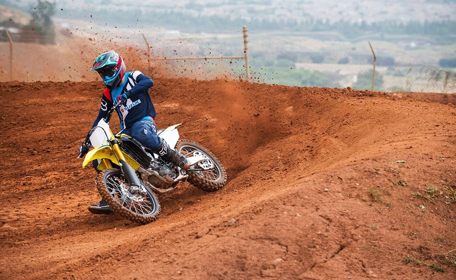 Suzuki RM-Z450 Bild 17: Suzuki RM-Z450
