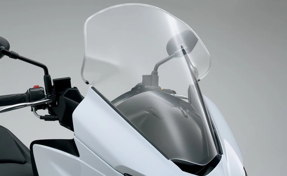 Suzuki Burgman 400 Bild 12: Suzuki Burgman 400