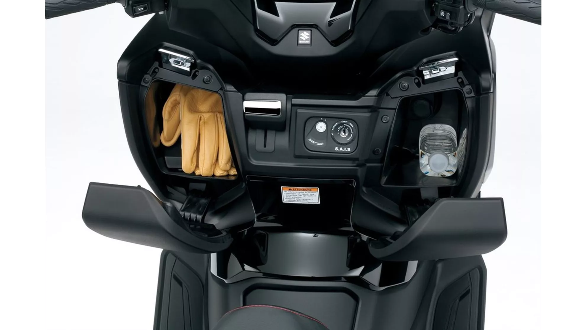 Suzuki Burgman 400 - Image 24 Suzuki Burgman 400 - Image 24