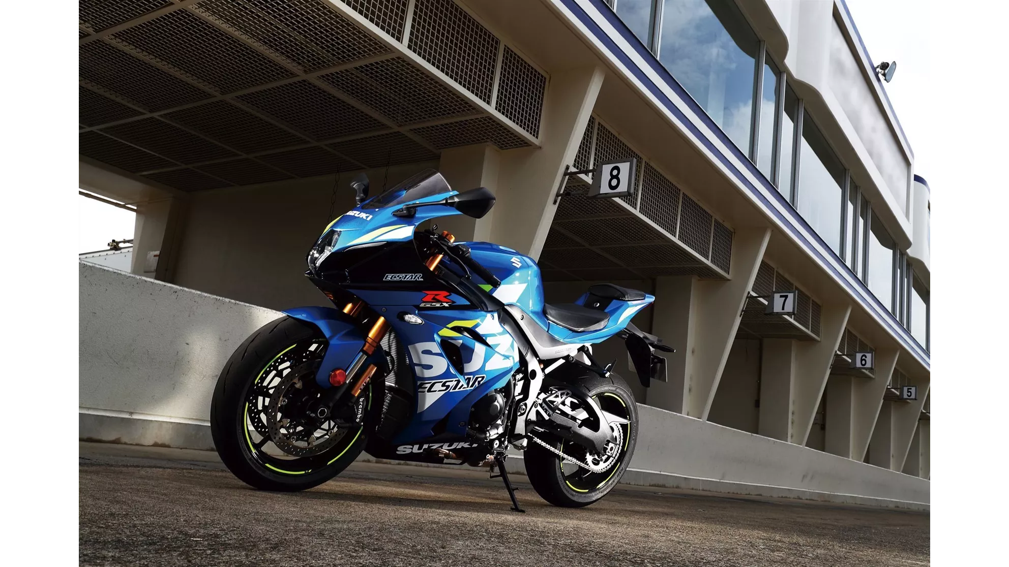 Suzuki GSX-R 1000 R - Image 15 Suzuki GSX-R 1000 R - Image 15