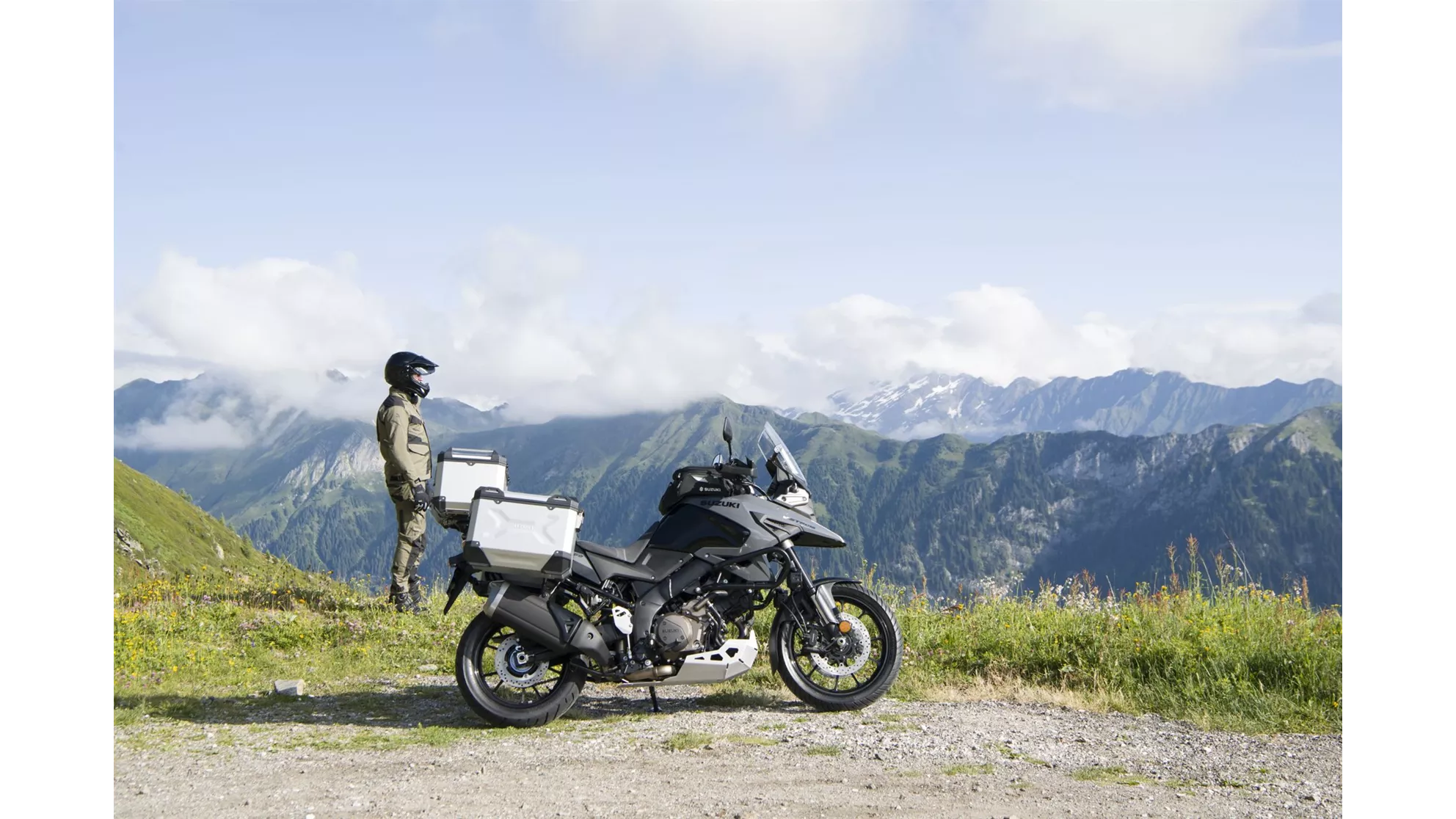 Suzuki V-Strom 1050 - Image 1 Suzuki V-Strom 1050 - Image 1