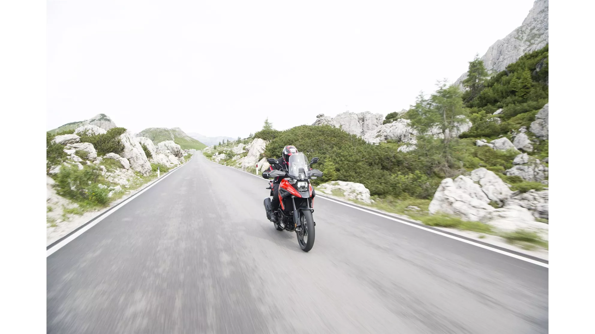 Suzuki V-Strom 1050 XT - Image 8 Suzuki V-Strom 1050 XT - Image 8