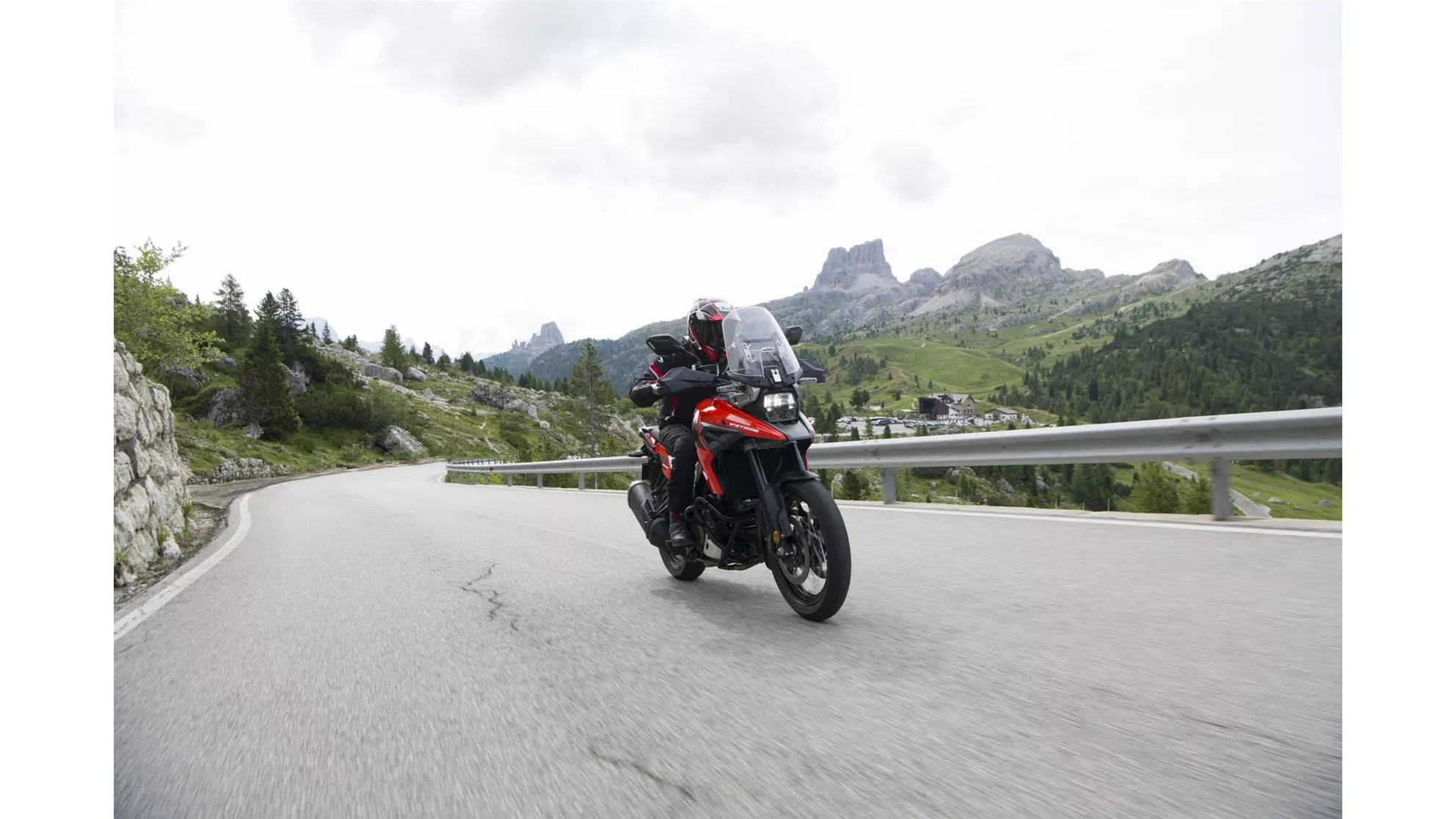 Suzuki V-Strom 1050 XT - Image 17 Suzuki V-Strom 1050 XT - Image 17