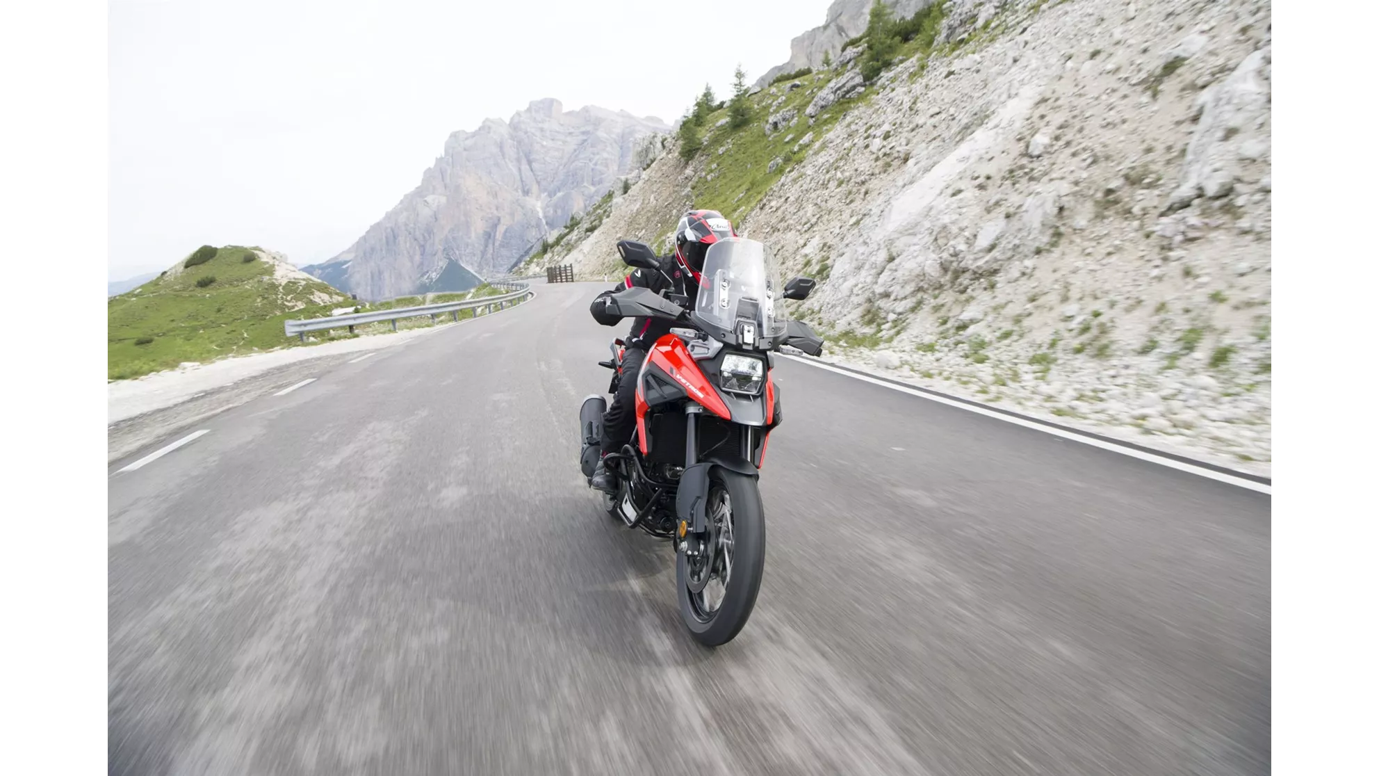 Suzuki V-Strom 1050 XT - Image 20 Suzuki V-Strom 1050 XT - Image 20