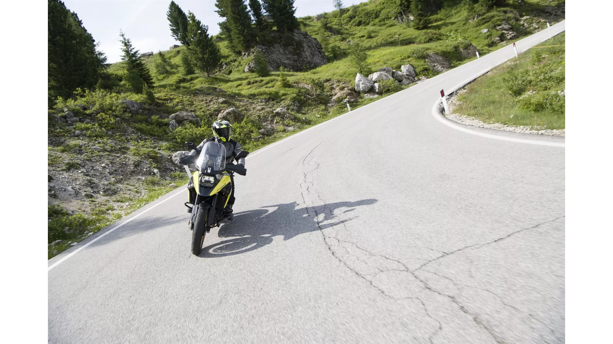 Suzuki V-Strom 1050 XT - Image 1 Suzuki V-Strom 1050 XT - Image 1