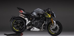 MV Agusta Brutale 1000 RR 2020 vs Ducati Streetfighter V4 S 2020