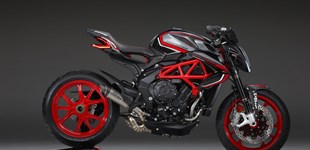 MV Agusta Dragster 800 RC SCS 2022 vs MV Agusta Dragster 800 RC 2020