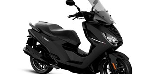 Peugeot Pulsion 125 Active 2020 vs Piaggio MP3 500 hpe Sport Advanced 2020