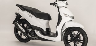 Peugeot Tweet 50 2020 vs Kymco Agility City 50 2015