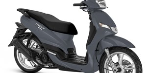 Peugeot Tweet 125 2020 vs Sym Symphony SR 125 2014 Peugeot Tweet 125 2020 vs Sym Symphony SR 125 2014