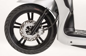 Peugeot Tweet 150 2020 - Bild 12