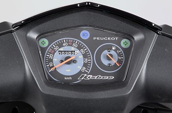 Peugeot Kisbee 50 RS 2T 2020 - Bild 3 Peugeot Kisbee 50 RS 2T 2020 - Bild 3