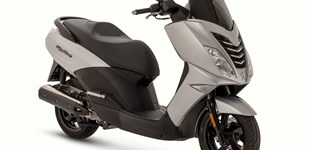 Peugeot Citystar 50 2020 vs Piaggio Liberty 50 2022