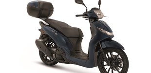 Brixton BX 125 SK8 2019 vs Peugeot Belville 125 Allure 2020