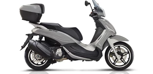 Piaggio Beverly 350ie Sport Touring 2020 vs Piaggio MP3 310 2025 Piaggio Beverly 350ie Sport Touring 2020 vs Piaggio MP3 310 2025
