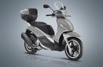 Piaggio Beverly 350ie Sport Touring 2020 - Bild 7 Piaggio Beverly 350ie Sport Touring 2020 - Bild 7