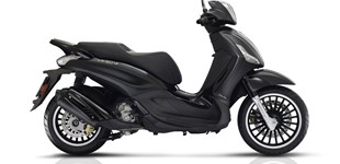 Piaggio Beverly 300 i.e. 2017 vs Piaggio Beverly 300 i.e. Police 2020