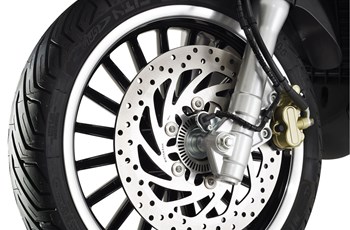 Piaggio Beverly 300 i.e. Police 2020 - Bild 6