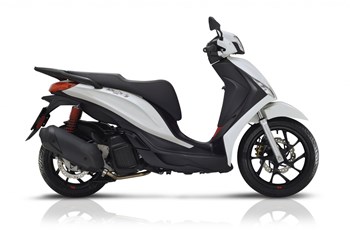 Piaggio Medley S 125 ie IGET 2020 - Bild 7 Piaggio Medley S 125 ie IGET 2020 - Bild 7