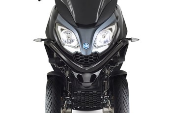 Piaggio MP3 300 HPE 2020 - Bild 6 Piaggio MP3 300 HPE 2020 - Bild 6