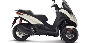 Peugeot Metropolis Allure 2022 vs Piaggio MP3 300 HPE Sport 2020