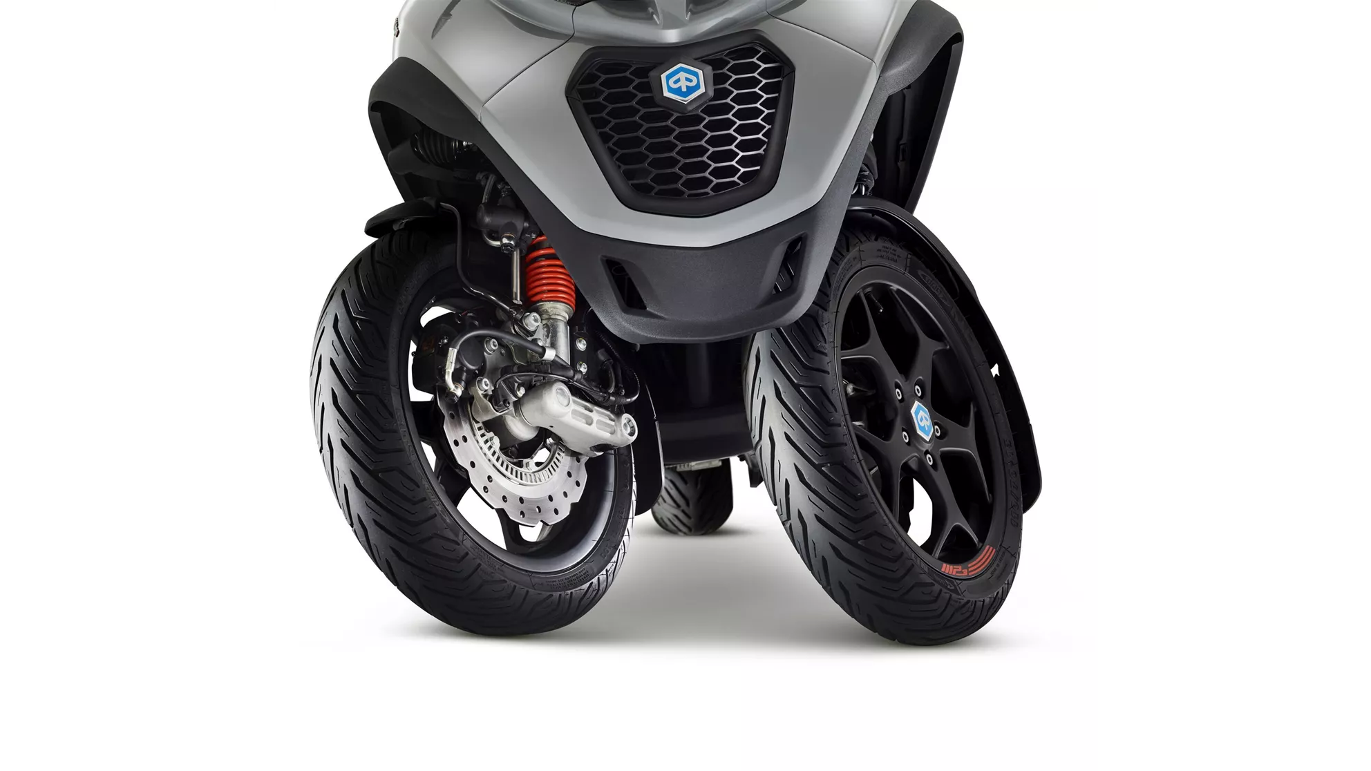 Piaggio MP3 500 hpe Sport - Image 8 Piaggio MP3 500 hpe Sport - Image 8