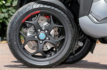 Piaggio MP3 500 hpe Sport 2020 - Bild 21