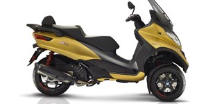 Gilera Fuoco 500 2009 vs Piaggio MP3 500 hpe Sport Advanced 2020