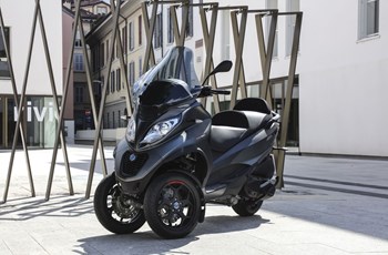 Piaggio MP3 500 hpe Sport Advanced 2020 - Bild 13 Piaggio MP3 500 hpe Sport Advanced 2020 - Bild 13