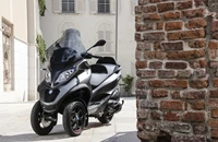 Piaggio MP3 500 hpe Sport Advanced 2020 - Bild 16 Piaggio MP3 500 hpe Sport Advanced 2020 - Bild 16