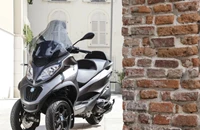 Piaggio MP3 500 hpe Sport Advanced 2020 - Bild 17 Piaggio MP3 500 hpe Sport Advanced 2020 - Bild 17