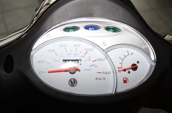 Sym Fiddle II 50 2020 - Bild 8