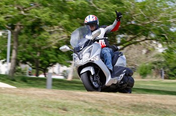 Sym GTS 300i 2020 - Bild 3