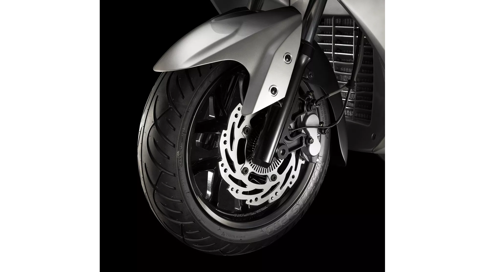 Sym GTS 300i - Image 6 Sym GTS 300i - Image 6