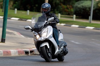 Sym GTS 300i 2020 - Bild 13