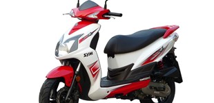 Aprilia SXR 50 2021 vs Sym Jet 4 50 2020